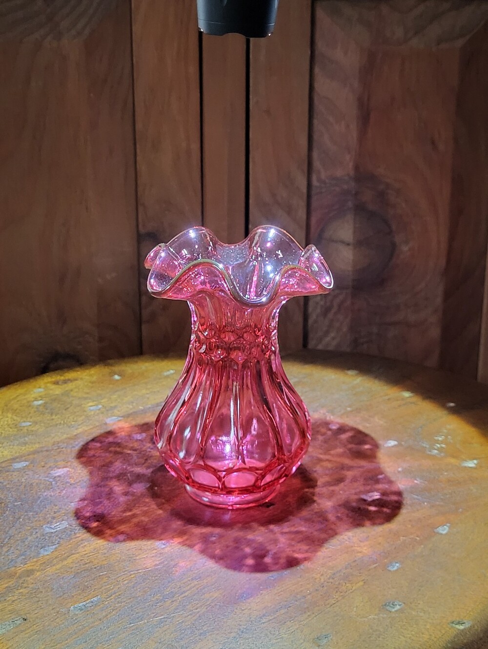 Fenton Ruffled Glass Vase - Picture 10 of 16